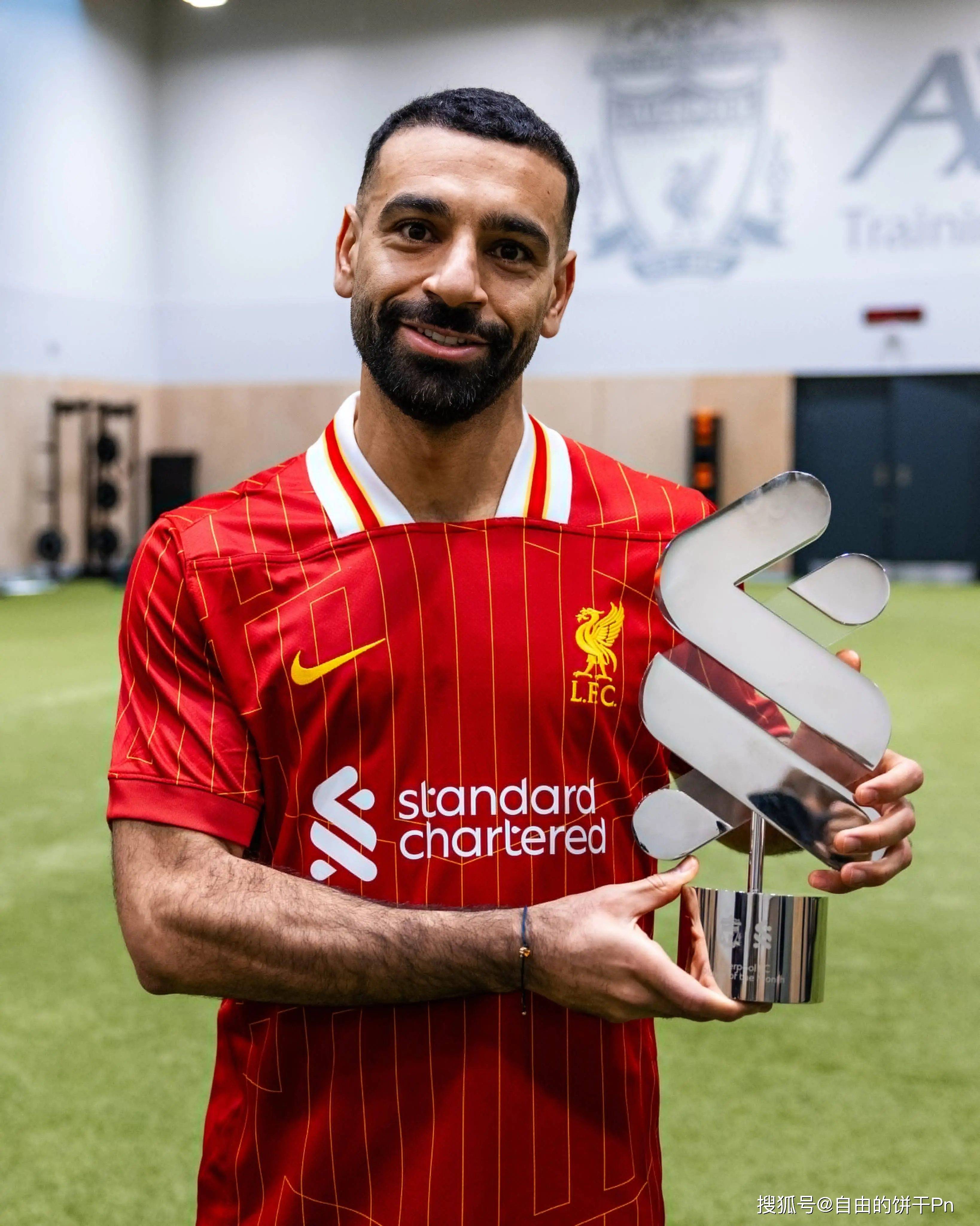 萨拉赫官方宣布大比分获胜新规，巴黎圣日耳曼引发争议！